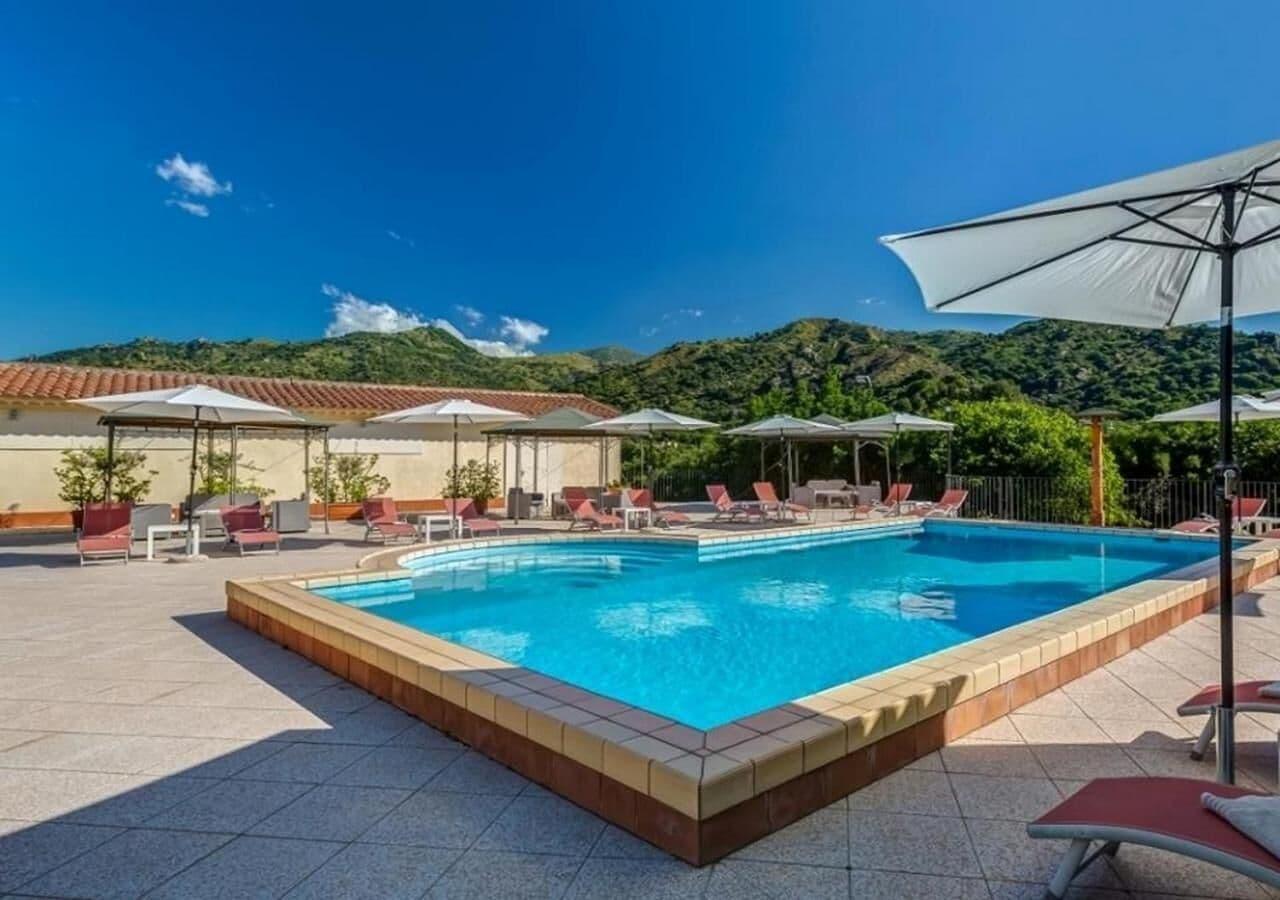 Il Borgo Country Resort Gaggi Buitenkant foto