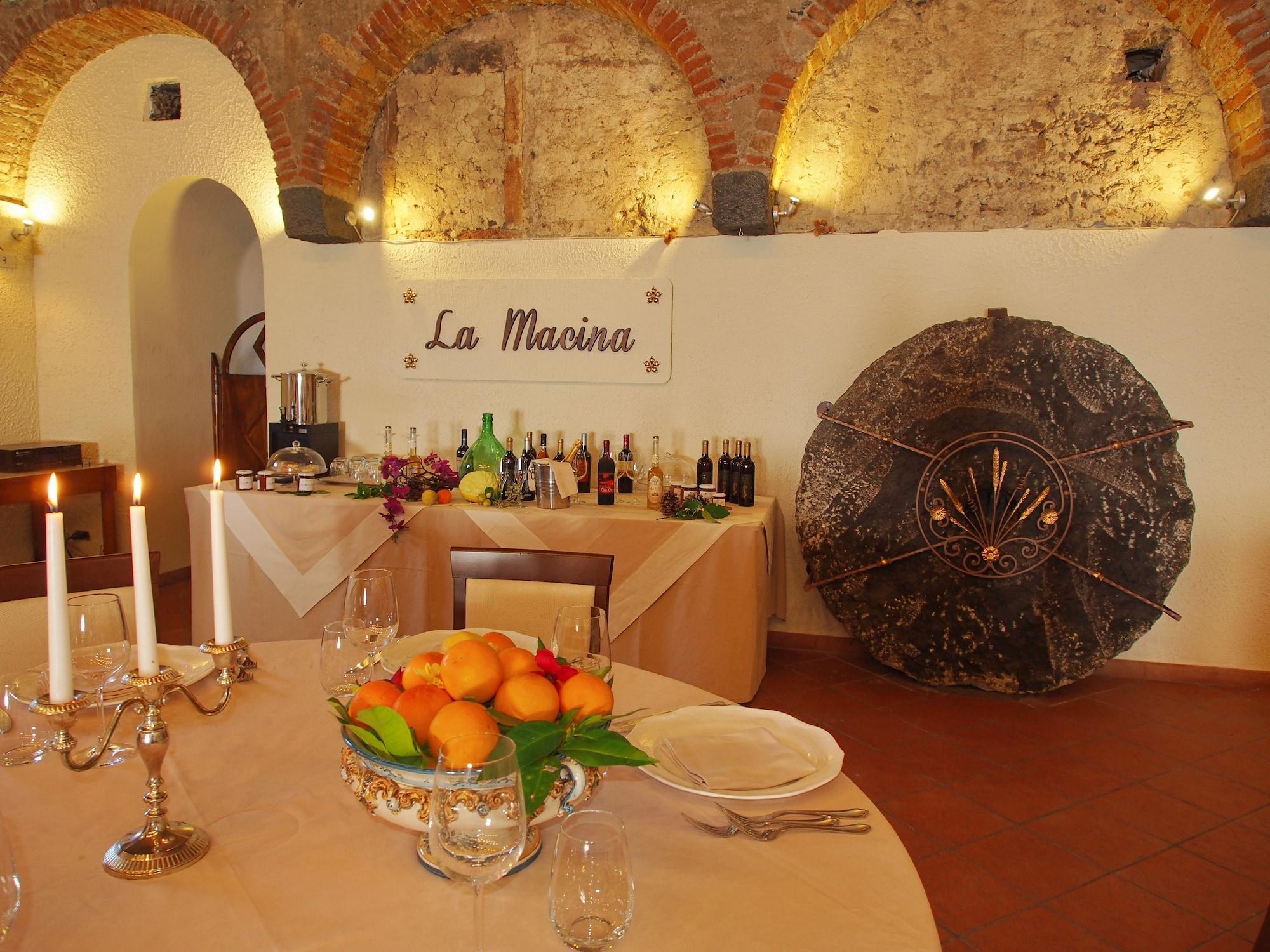 Il Borgo Country Resort Gaggi Buitenkant foto